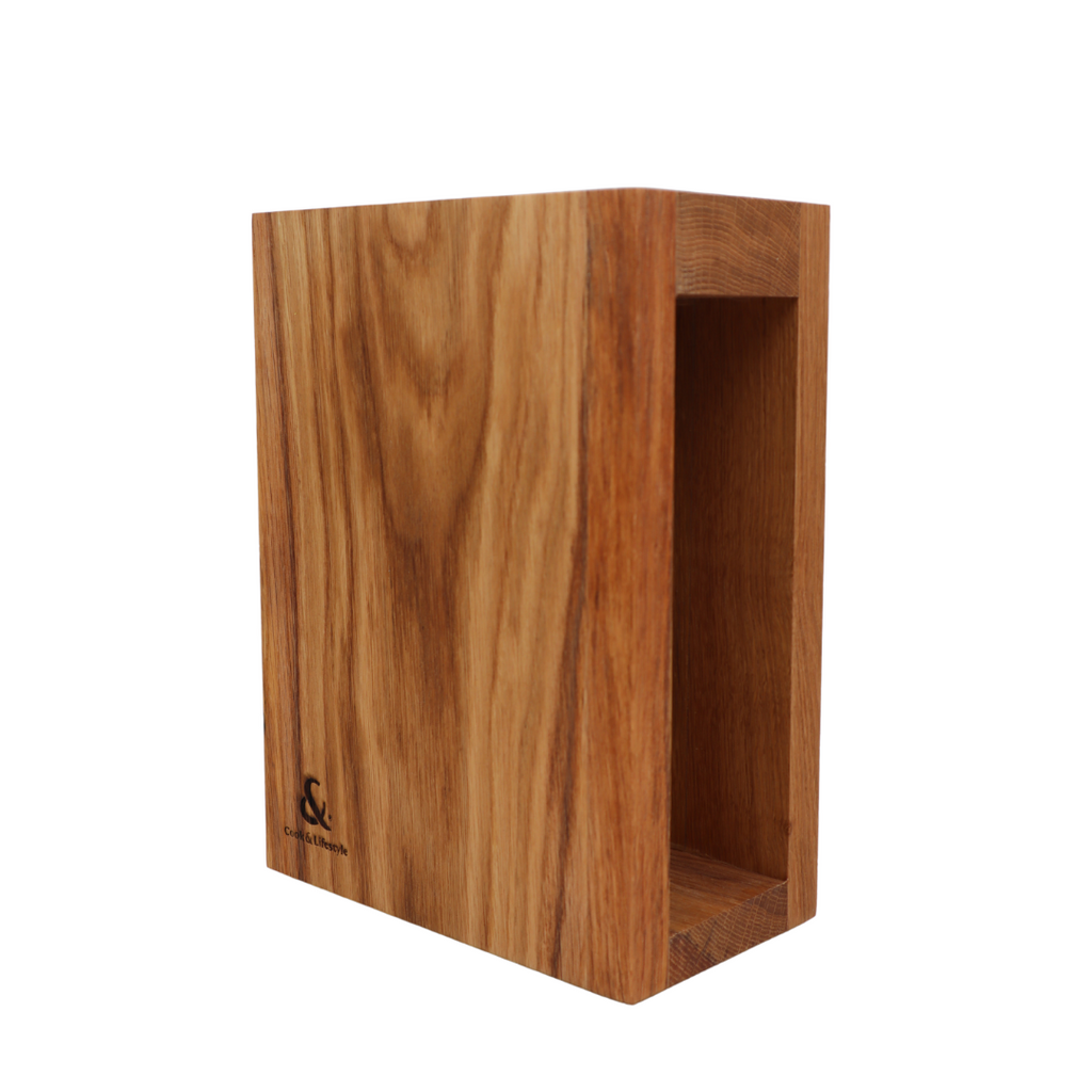 Wooden knife block with grooves