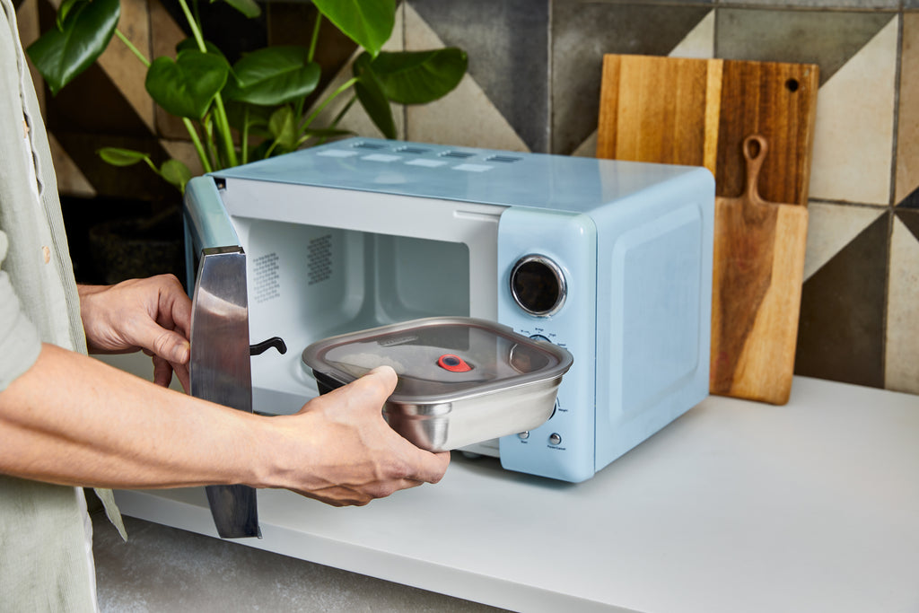 Square Steel Lunch Box 1.1L Gray/Red Black+Blum