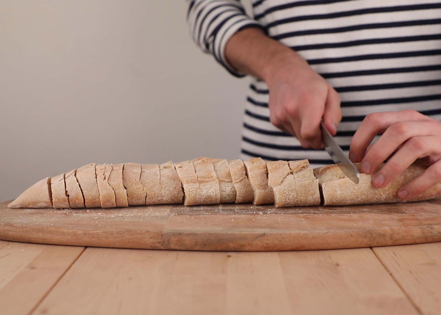 Faca para Pão KOTAI  20 cms